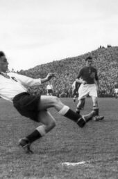 Football and the Nazis